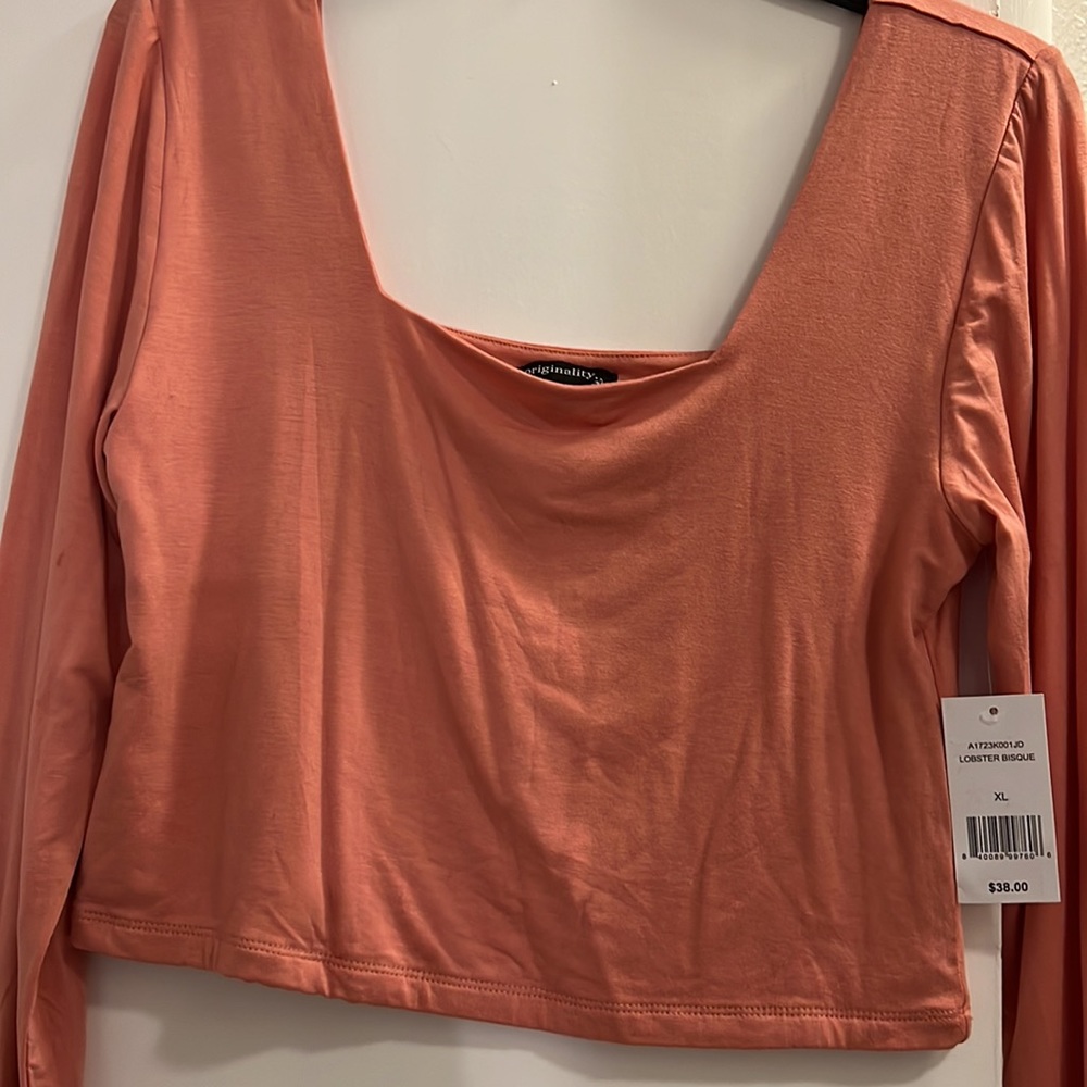 ORIGINALITY CROP TOP - Picture 4 of 5
